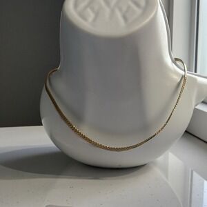 Avon‎ Gold Tone Herringbone Chain Necklace Delicate Choker Style 90s Vintage
